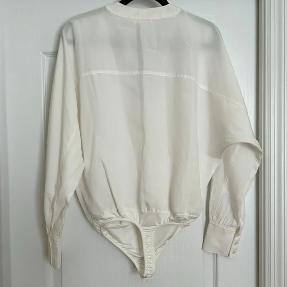 Good American Women's Long Sleeve V-Neck Cross Front Bodysuit Ivory Size 2 - Picture 4 of 7